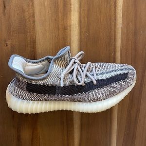 Yeezy Boost 350 v2